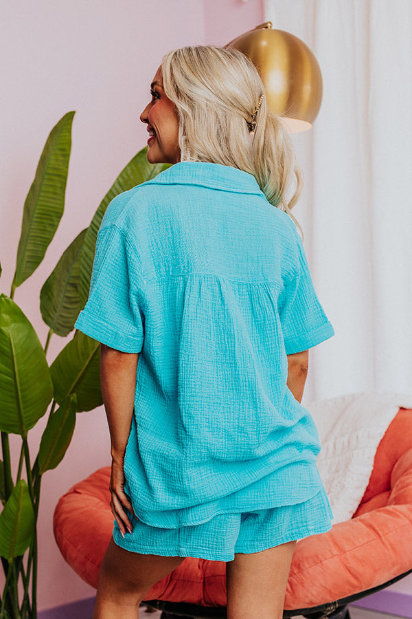 Coastal Bliss Top In Sky Blue