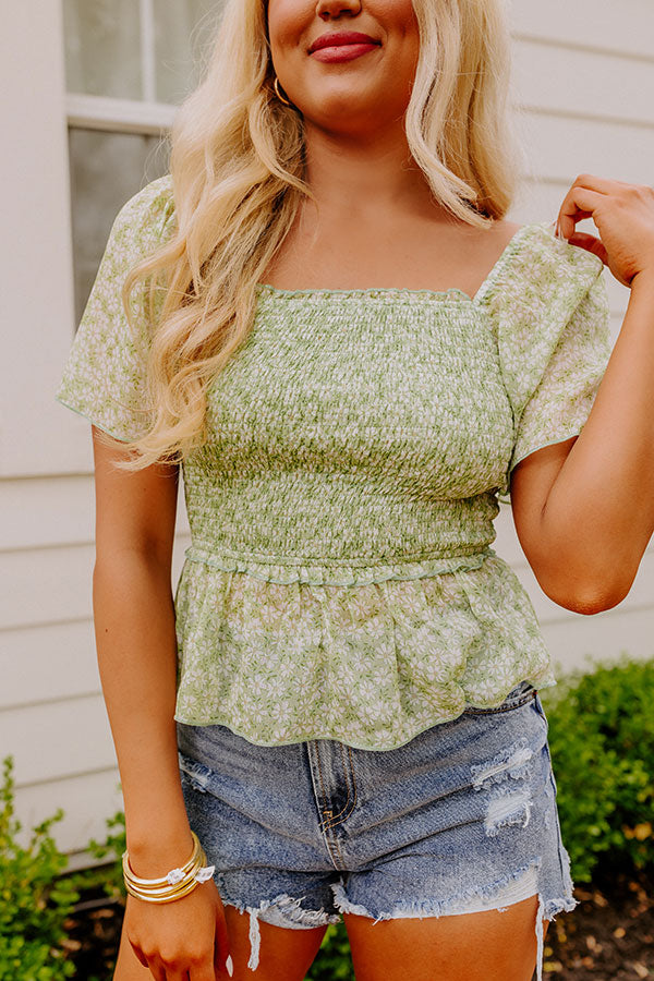 Peonies Preferred Smocked Top In Lime