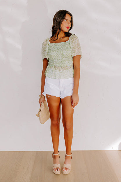 Peonies Preferred Smocked Top In Lime
