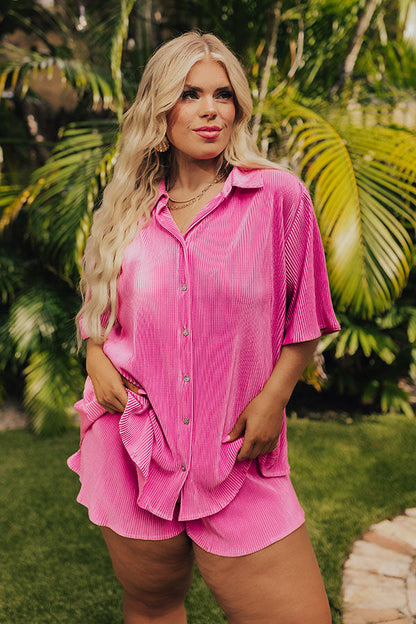 Tour The Town Pleated Top In Pink Curves