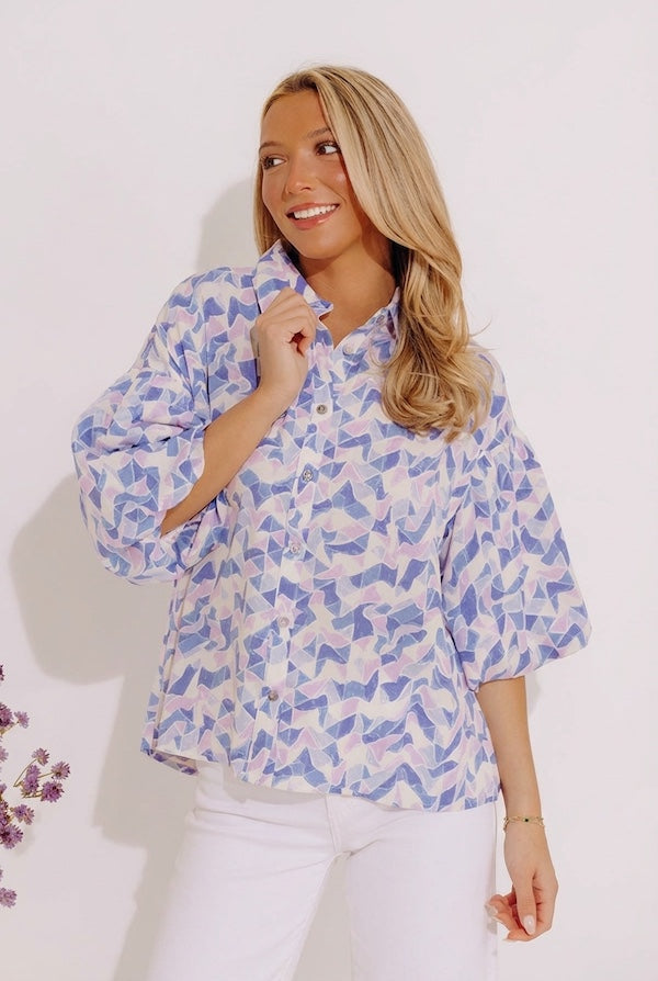 Mystic Waterfalls Shift Top In Periwinkle
