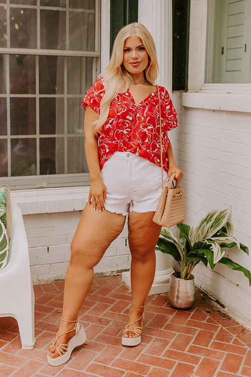 Vibrant Voyage Shift Top Curves