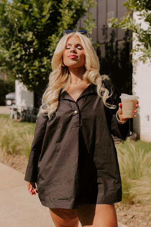 Manhattan Meeting Shift Top In Black Curves