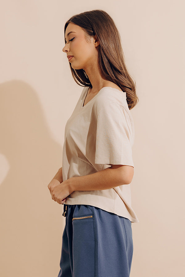 Casual Cues Tee in Oatmeal