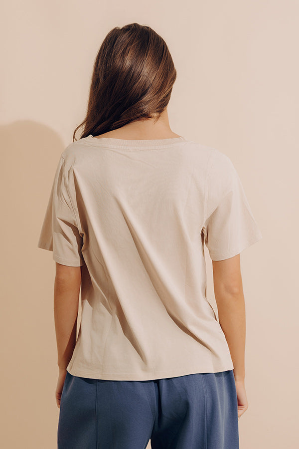Casual Cues Tee in Oatmeal