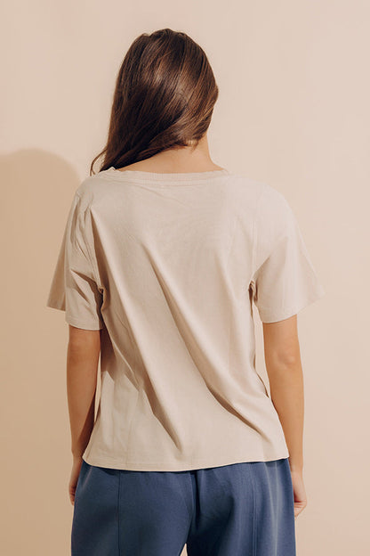 Casual Cues Tee in Oatmeal
