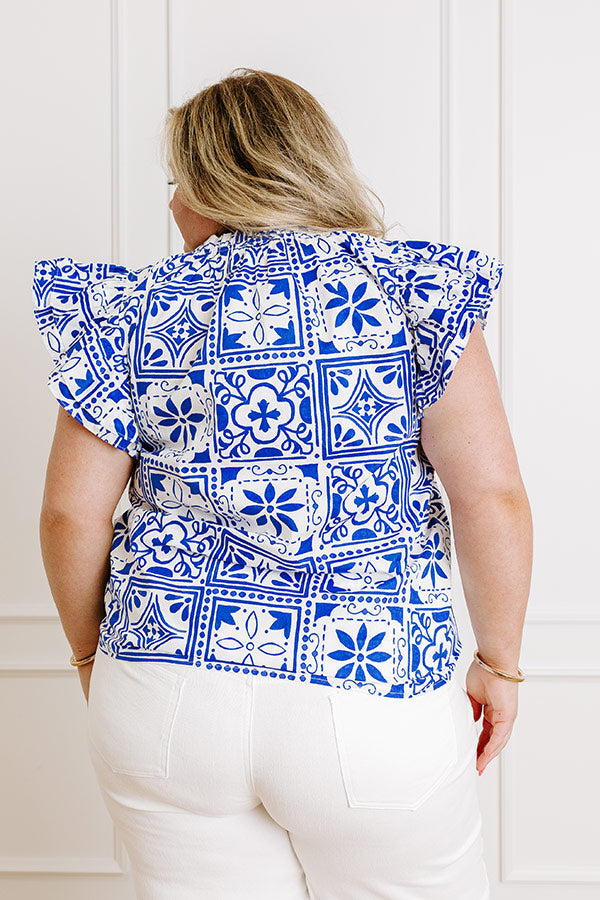 Inspiring Sights Floral Top in Royal Blue Curves