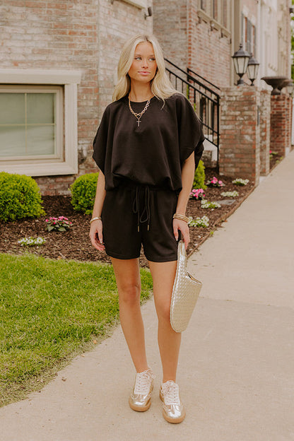 Everyday Chic Bubble Top in Black