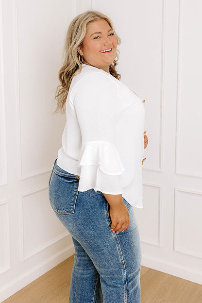 Mojitos On The Patio Shift Top in White Curves