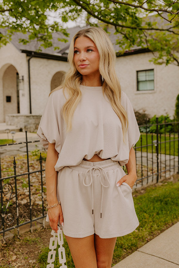 Everyday Chic Bubble Top in Taupe