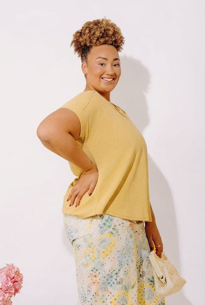 Casual Brunch Ribbed Top in Mustard Curves